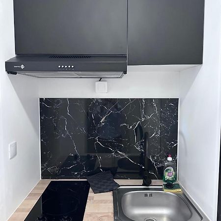 Le Madeleine - Cosy & Renove - Face Tram Apartman Orléans Kültér fotó