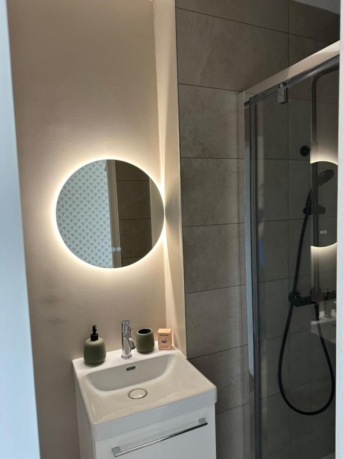 Le Madeleine - Cosy & Renove - Face Tram Apartman Orléans Kültér fotó